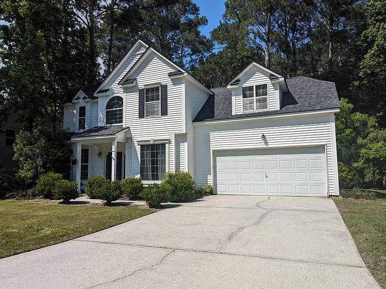3320 Cedar Creek Ct — Photo 1