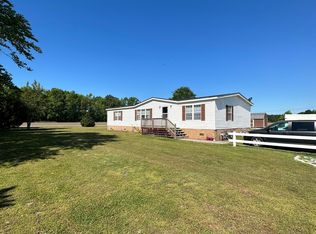 1743 Ocean Hwy S #C, Edenton, NC 27932