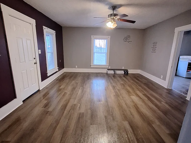 5325 Smithland Rd — Photo 7