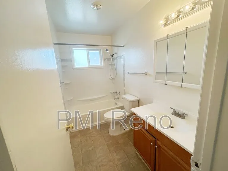 415 Greenbrae Dr #H — Photo 7