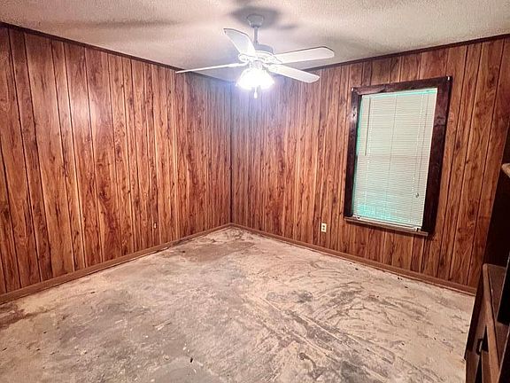 5th image of 1807 Dallas Dr