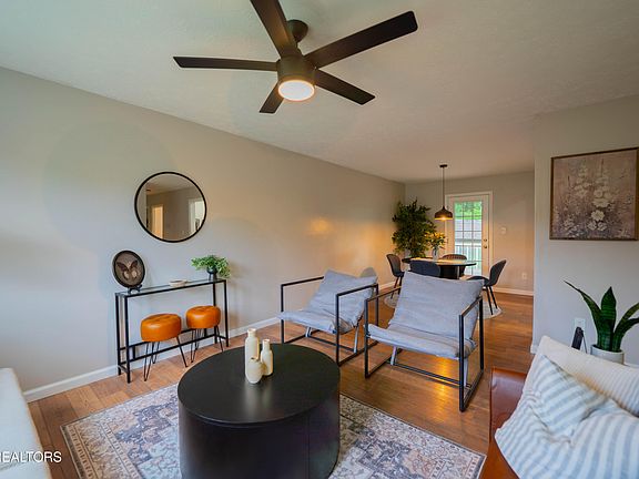 5th image of 6105 Travis Dr