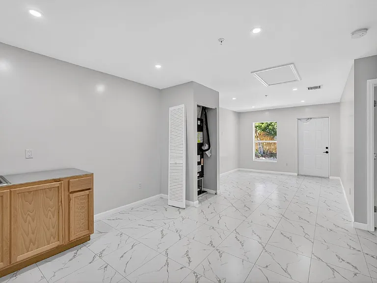 3255 Avenue J #2 — Photo 47