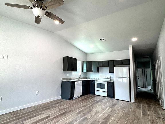 5th image of 6308 N Boulder Ave W