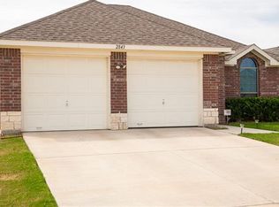 2843 Becki Dr, Grand Prairie, TX 75051