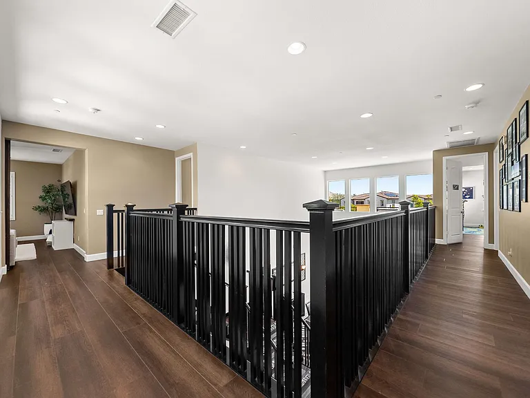 972 Tucana Dr — Photo 42