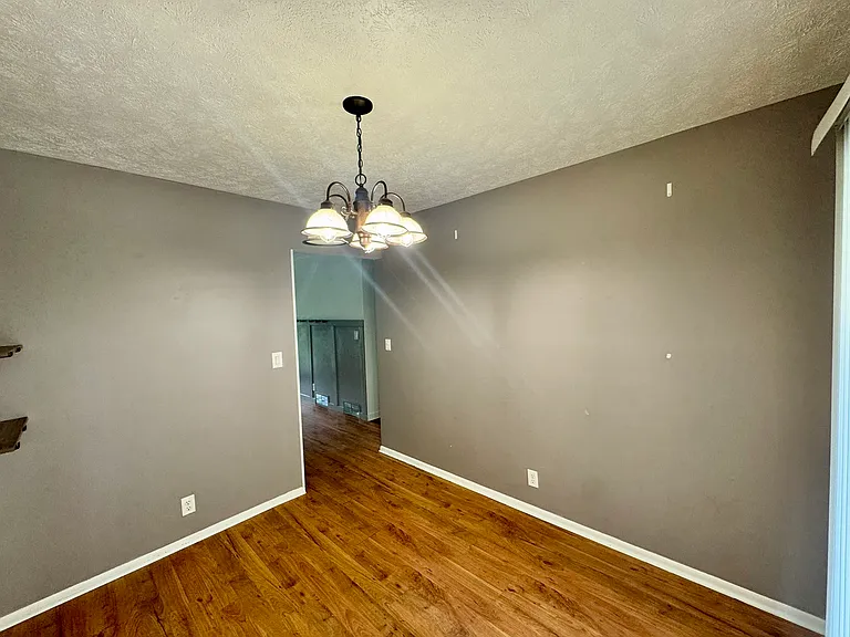 3003 Joann Ave — Photo 7