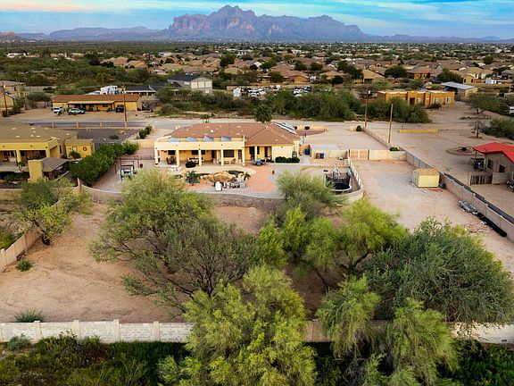 4th image of 1104 N MOUNTAIN Road