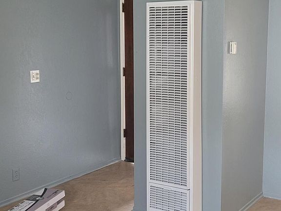 5th image of 1560 W 227th St APT 4