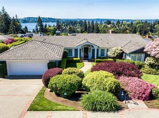 9429 Vineyard Crst, Bellevue, WA 98004