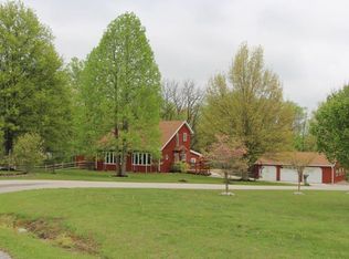 74 Oak Hl, Bedford, IN 47421