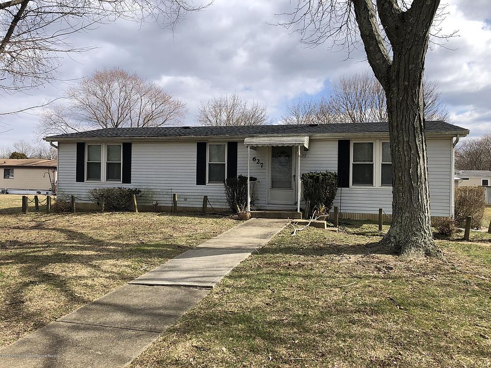 1st image of 627 Sara Dr