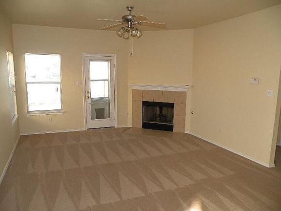 3rd image of 108 Ashwood N