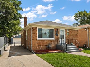 1051 Burnham Ave, Calumet City, IL 60409