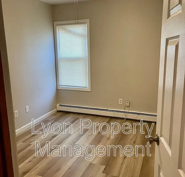 92-94 Anthony Ave #1F — Photo 8