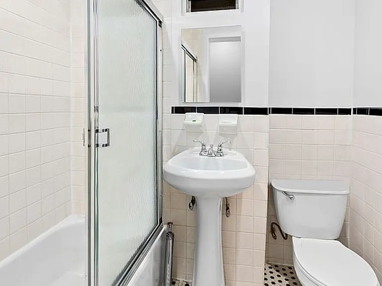 85 W 104th St #2-C — Photo 5