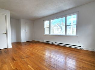 98 Sylvia St #1, Arlington, MA 02476