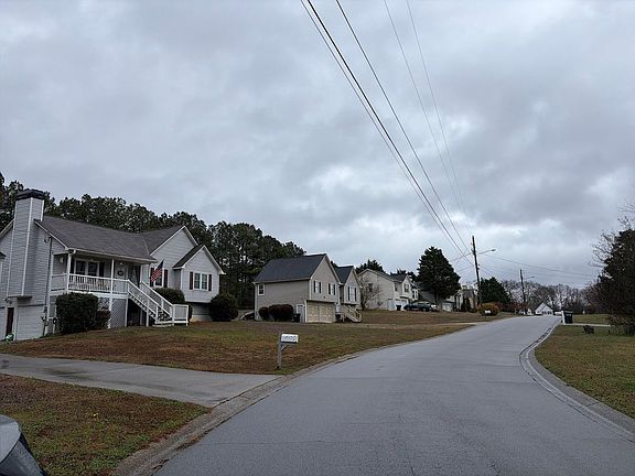 4th image of 111 Misty Ridge Pl