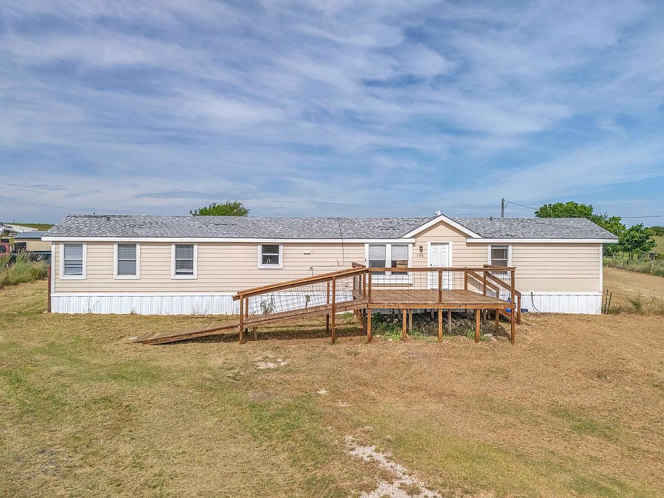 1st image of 104 Layfield Ln