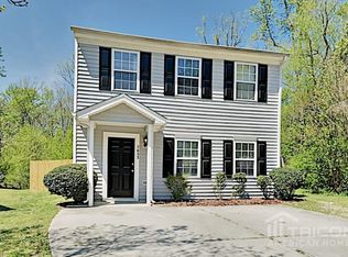 7053 Jeffreys Creek Ln, Raleigh, NC 27616