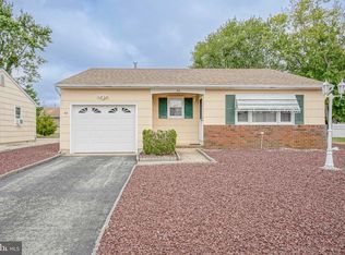 58 Westbrook Dr, Toms River, NJ 08757