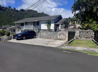 2745 Booth Rd #B-1, Honolulu, HI 96813