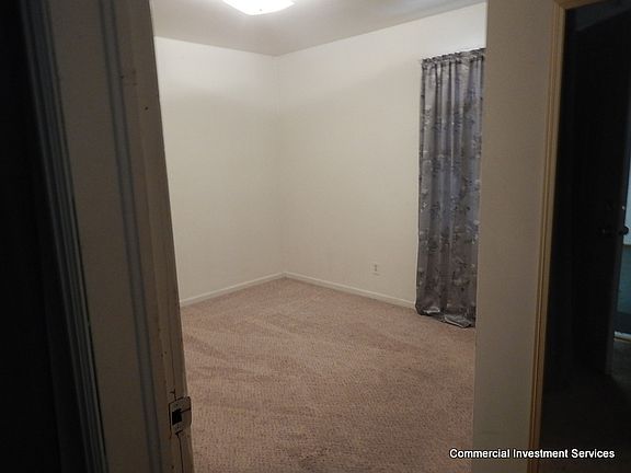 5th image of 312 S Dewey St APT 4