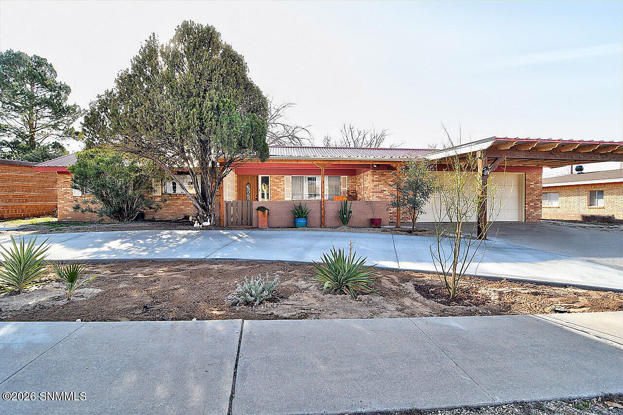 1012 Cedardale Dr, Las Cruces, NM 88005 | MLS #2600329 | Zillow