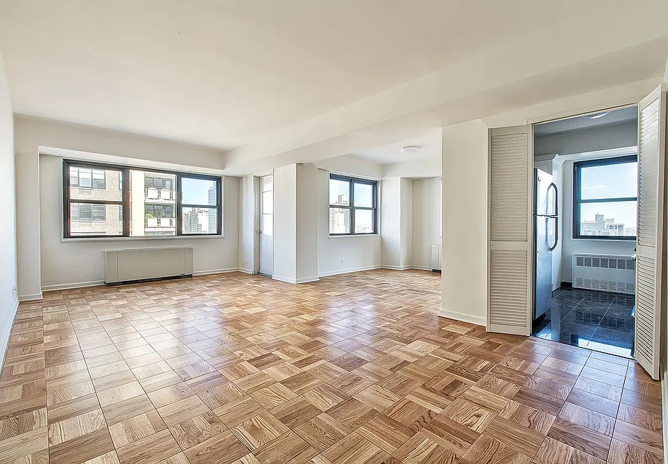 1st image of 305 E 86th St APT 19HW