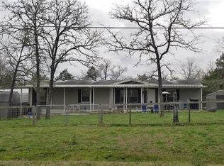 147 Big Bow, Smithville, TX 78957