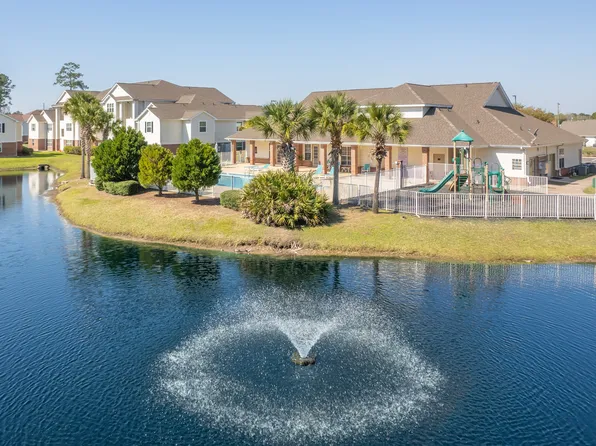 Royal Point Apartments