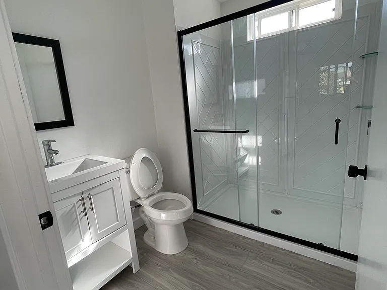 148 N Hicks Ave #2 — Photo 8