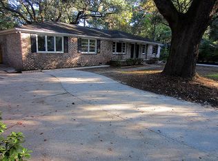 688 Fort Johnson Rd, Charleston, SC 29412