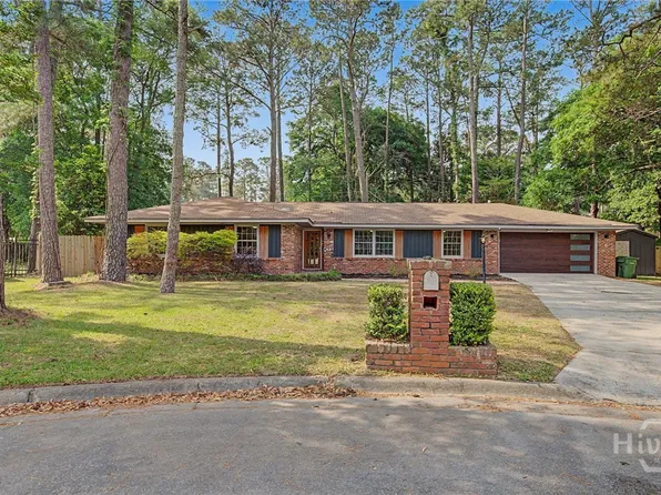 9 Glen Eden Court, Savannah, GA 31419
