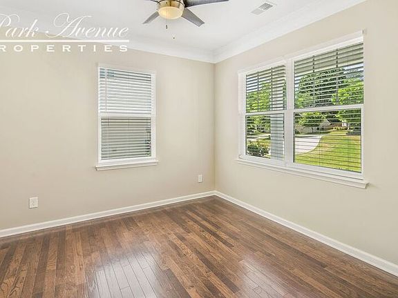 4th image of 10707 Cove Point Dr