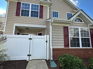 4680 Twin Hickory Lake Dr, Glen Allen, VA 23059