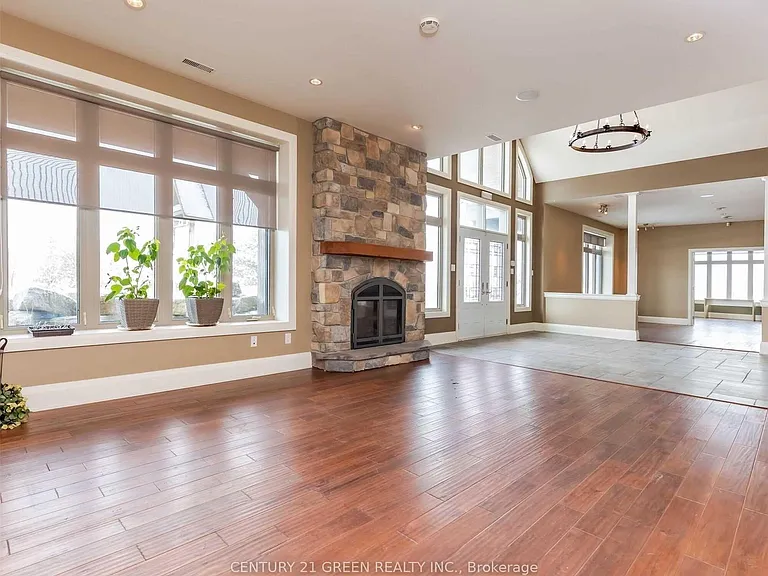 935689 Airport Rd — Photo 19