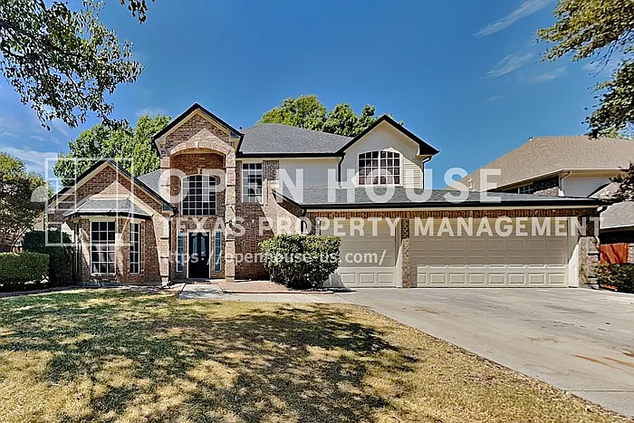 4 bed, 2.5 bath, 2878 sqft, $3,100 — Photo 1