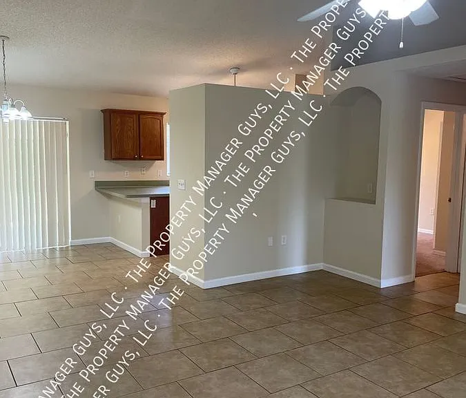 155 Chestnut Ave — Photo 4