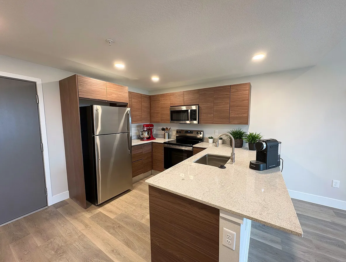 2 bed, 1022 sqft, $1,550 — Photo 3
