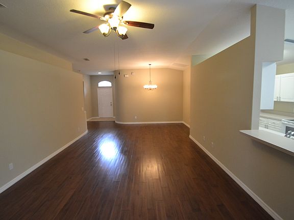 3rd image of 1419 Bloomingdale Trails Blvd