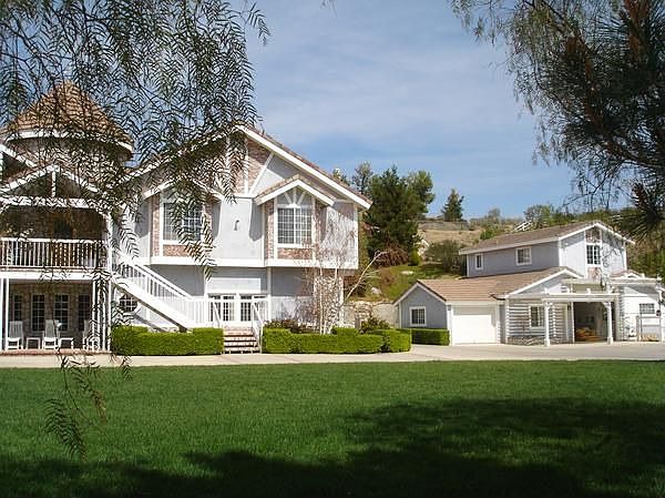 Guest House on 3 Acres