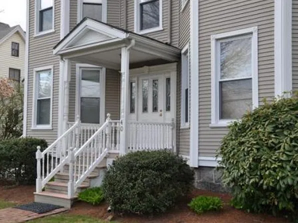 40 Chestnut St, Andover, MA 01810