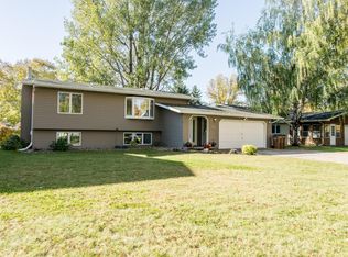 620 7th St SE, East Grand Forks, MN 56721
