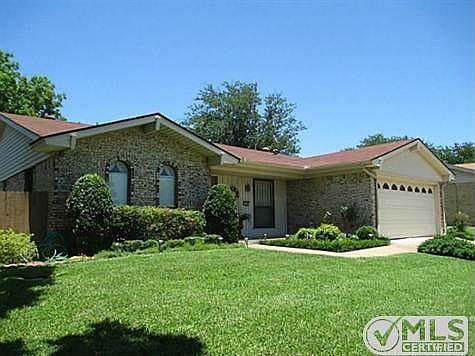 1st image of 5605 Macneill Dr