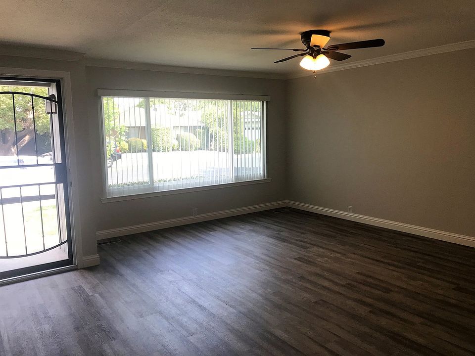 1st image of 725 El Capitan Dr