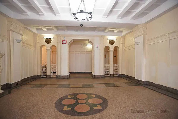 Rented by Norman Raindel, LREB | media 4