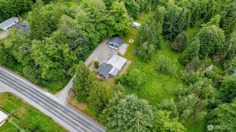 2nd image of 4059 Old Hwy 99 North Road