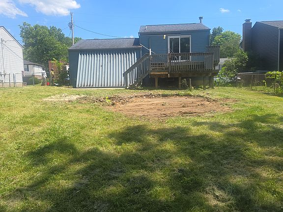2nd image of 43 Waterside Way