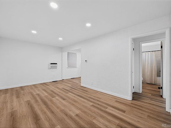 4th image of 2621 S Federal Boulevard